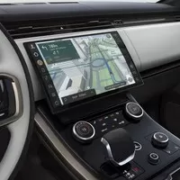 Nový Range Rover Sport drtí bláto, vodu i kamení…