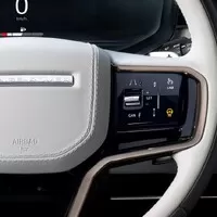 Nový Range Rover Sport drtí bláto, vodu i kamení…