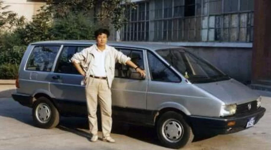 VW Santana MPV