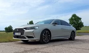 Recenze & testy: DS9 Rivoli 225 E-Tense Opera: Forma předchází funkci