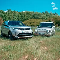 Starý versus nový: Land Rover Discovery dnes a před dvaceti lety