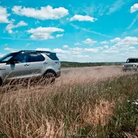 Starý versus nový: Land Rover Discovery dnes a před dvaceti lety