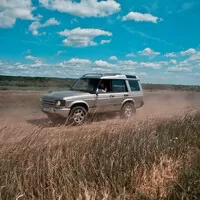 Starý versus nový: Land Rover Discovery dnes a před dvaceti lety