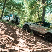 Starý versus nový: Land Rover Discovery dnes a před dvaceti lety