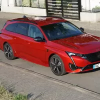 Peugeot 308 SW GT BlueHDI 130: V barvách Francie