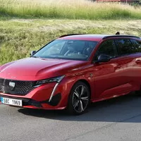 Peugeot 308 SW GT BlueHDI 130: V barvách Francie