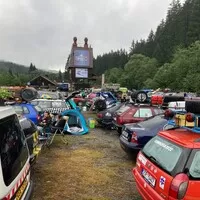 Na Eibenthal! aneb Autíčkářovy chaotické zápisky z Gumbalkánu