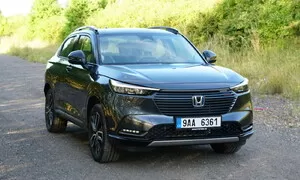 Recenze & testy: Honda HR-V e:HEV: Netradiční pohon v moderním hávu