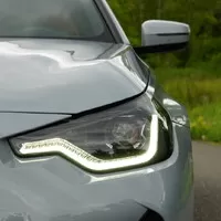 BMW 220d: Tenká hranice