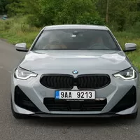 BMW 220d: Tenká hranice