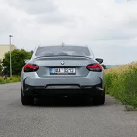 BMW 220d: Tenká hranice
