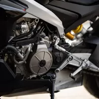 Aprilia Tuono 660 Factory: Italská láska