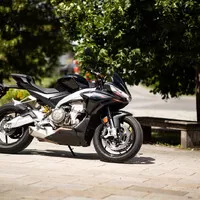 Aprilia Tuono 660 Factory: Italská láska