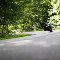 Aprilia Tuono 660 Factory: Italská láska