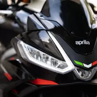 Aprilia Tuono 660 Factory: Italská láska