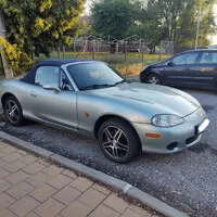 absentující MX-5