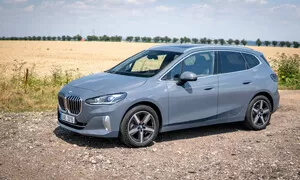 Recenze & testy: BMW 218d Active Tourer: Prakticky veselý vůz
