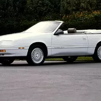 zdroj: Chrysler, consumerguide.com