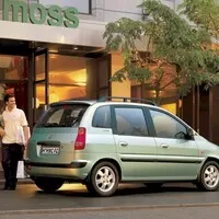 Hyundai Matrix: Multipla z Wishe
