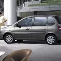 Hyundai Matrix: Multipla z Wishe