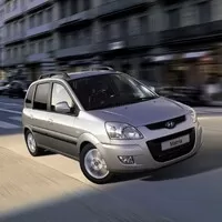 Hyundai Matrix: Multipla z Wishe