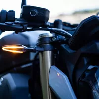 BMW S1000R: Jedno "R" stačí.