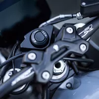 BMW S1000R: Jedno "R" stačí.