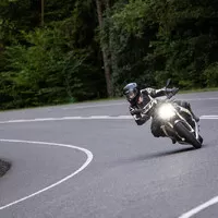 BMW S1000R: Jedno "R" stačí.