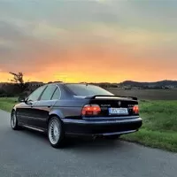 Krab už zase snílkoval v bazaru: Alpina B10 V8