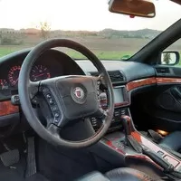 Krab už zase snílkoval v bazaru: Alpina B10 V8