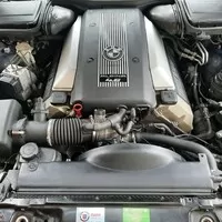 Krab už zase snílkoval v bazaru: Alpina B10 V8