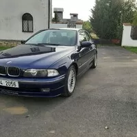 Krab už zase snílkoval v bazaru: Alpina B10 V8