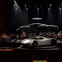 Autíčkářův týden: Pagani má Utopii, Ferrari má Purosangue, Kia má Niro na třetí. Ó my se máme!