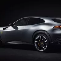 Autíčkářův týden: Pagani má Utopii, Ferrari má Purosangue, Kia má Niro na třetí. Ó my se máme!