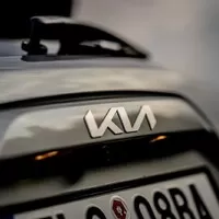 Autíčkářův týden: Pagani má Utopii, Ferrari má Purosangue, Kia má Niro na třetí. Ó my se máme!