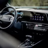 Autíčkářův týden: Pagani má Utopii, Ferrari má Purosangue, Kia má Niro na třetí. Ó my se máme!