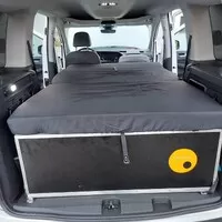 Volkswagen Caddy 1,5 TSI+Kombibox: Plast, postel a zklamání