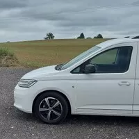 Volkswagen Caddy 1,5 TSI+Kombibox: Plast, postel a zklamání