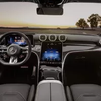 Autíčkářův týden: Nové eMko od BMW, hybridní AMG a švédská legenda v novém
