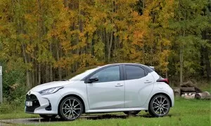 Recenze & testy: Toyota Yaris GR Sport: Sportovec s duší ekologa