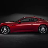Autíčkářův týden: Maserati v novém, Alpine po dietě a ikonické Audi
