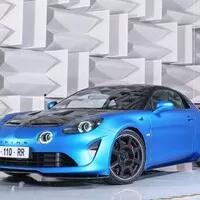 Autíčkářův týden: Maserati v novém, Alpine po dietě a ikonické Audi
