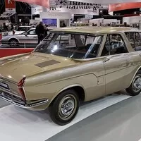 Renault project 900: Proč je to celé obráceně?