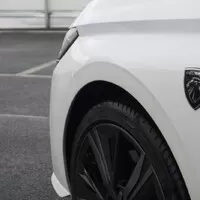 Peugeot 308 SW GT 225 Hybrid: Na půl cesty k prémii