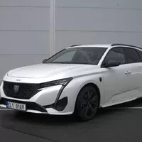 Peugeot 308 SW GT 225 Hybrid: Na půl cesty k prémii