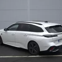 Peugeot 308 SW GT 225 Hybrid: Na půl cesty k prémii
