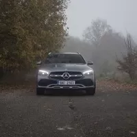 Mercedes-Benz 220C All-Terrain: Velkorysá porce klasiky se špetkou exotiky