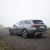 Mercedes-Benz 220C All-Terrain: Velkorysá porce klasiky se špetkou exotiky