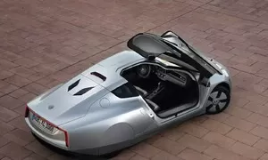 Volkswagen XL1: Jezdíme za litr?