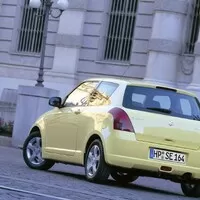 zdroj: Suzuki, netcarshow.com